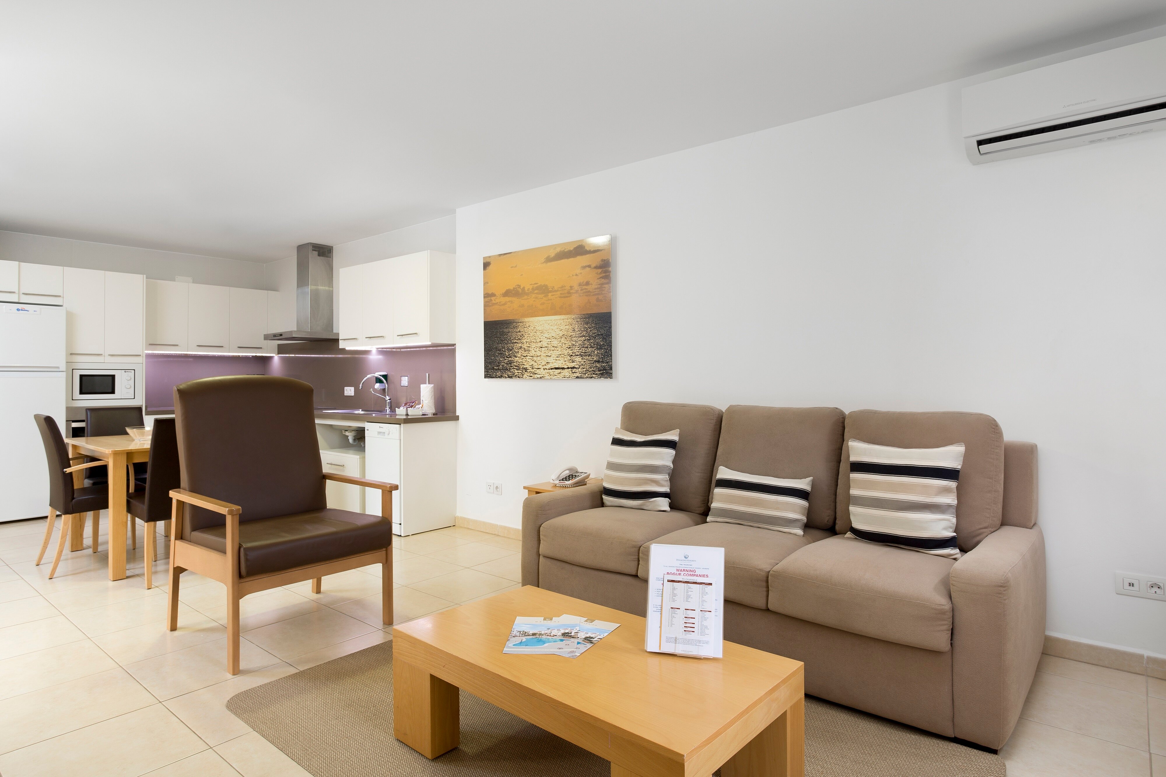 Фото Sunset Harbour Club