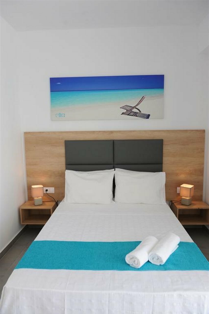 Фото Ellia Hotel