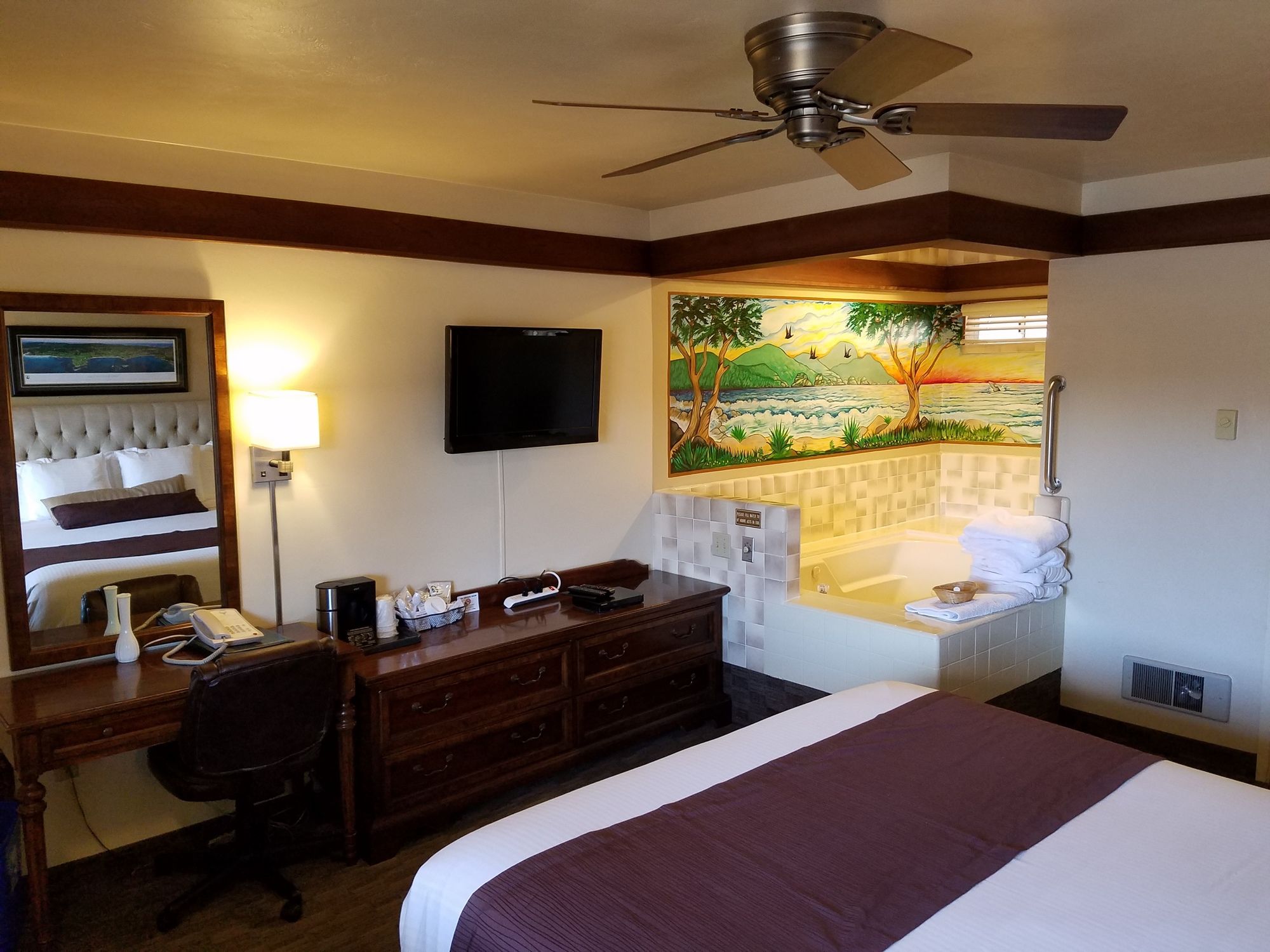 Фото Lone Oak Lodge