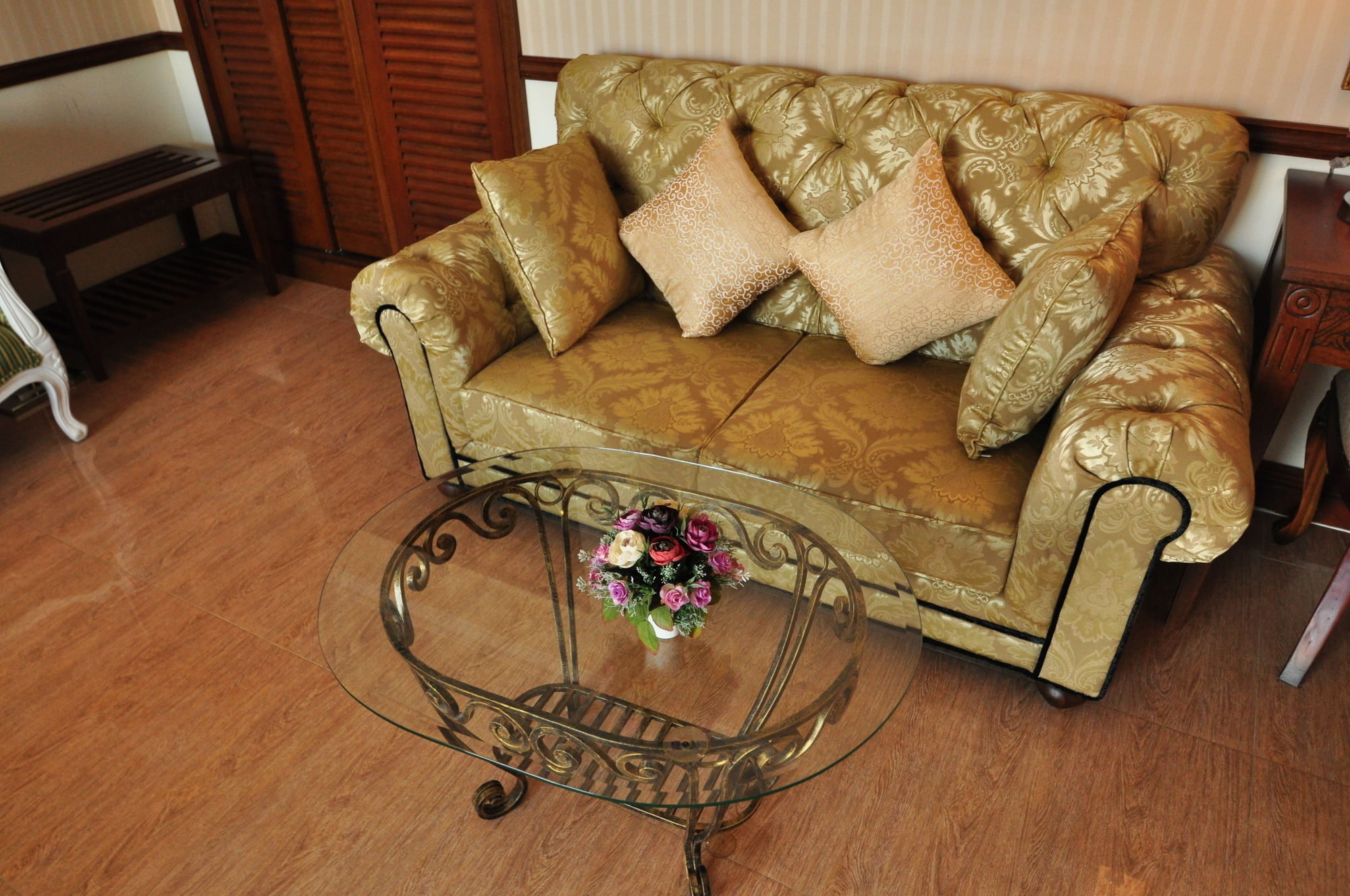 Фото Central Hotel and Residences