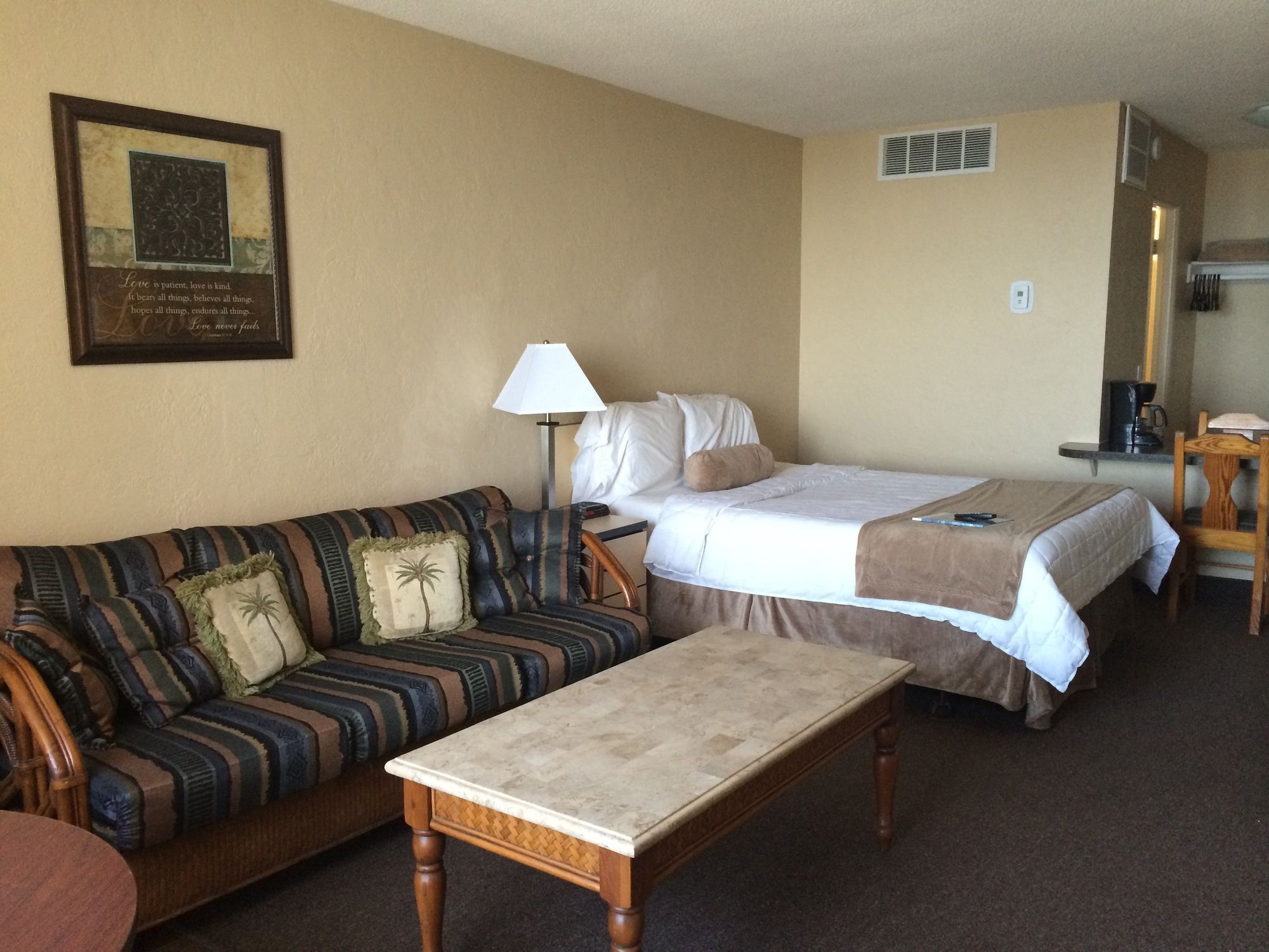 Фото Cove Motel Oceanfront