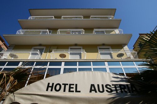 Гостиница Lanna Austria в Римини