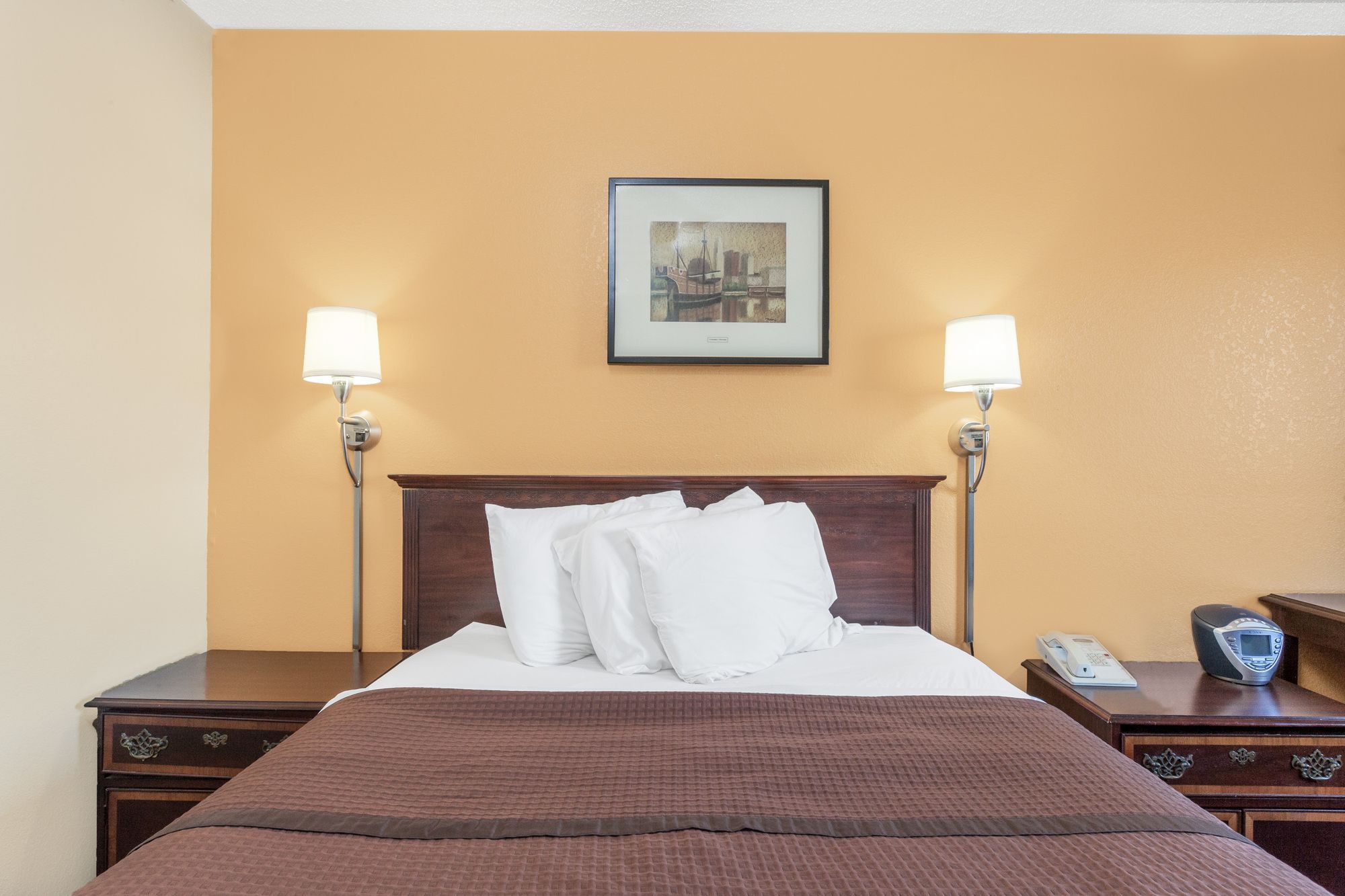 Фото Magnuson Hotel Fort Wayne North – Coliseum