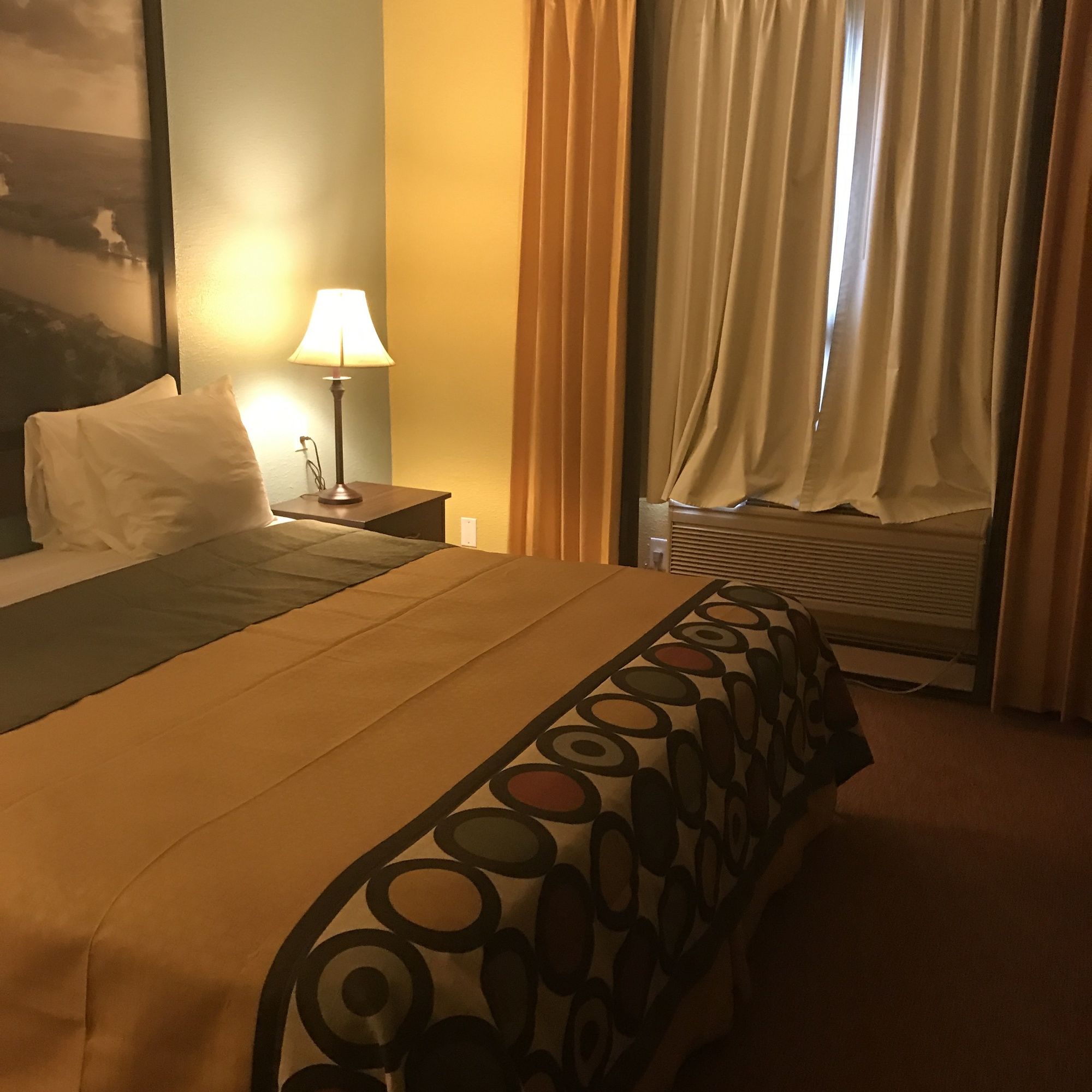 Фото Super 8 by Wyndham Plover Stevens Point Area