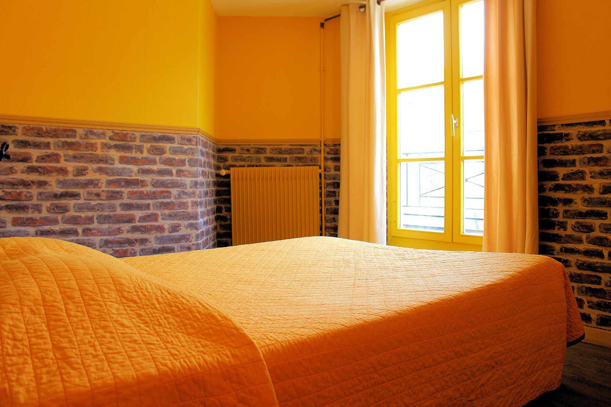 Фото Absolute Hotel Paris République