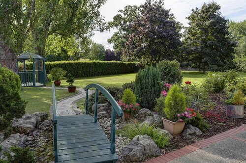 Гостиница Best Western Welwyn Garden City Homestead Court Hotel в Хатфилде