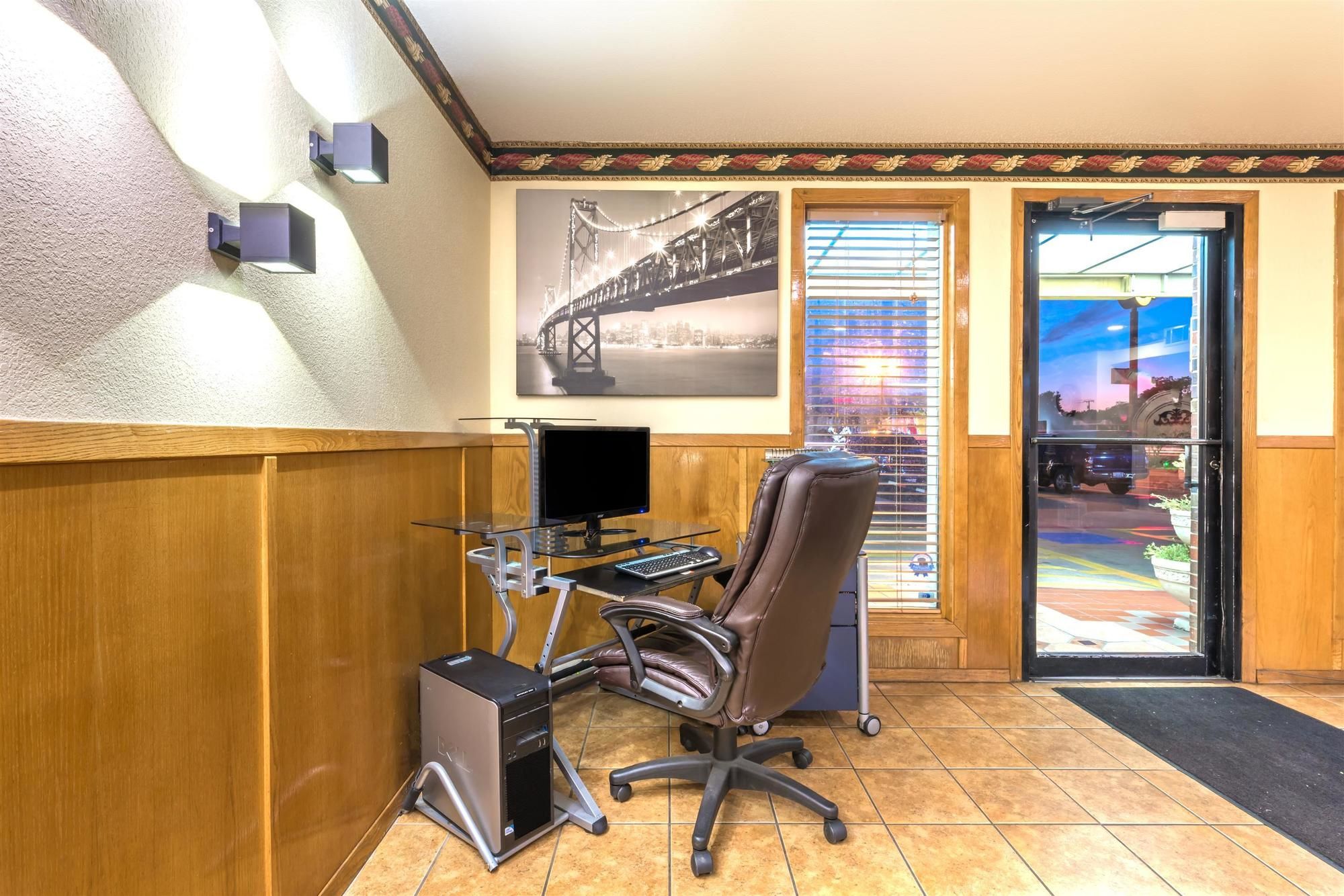 Фото Super 8 by Wyndham Waco University Area