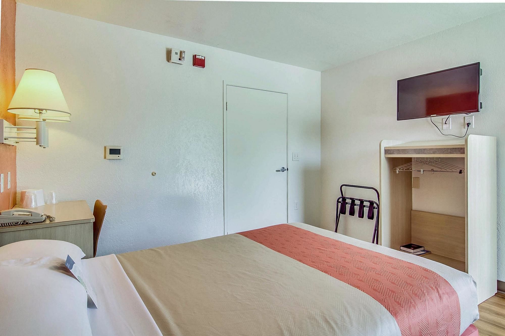 Фото Motel 6 Jacksonville, Fl - Orange Park