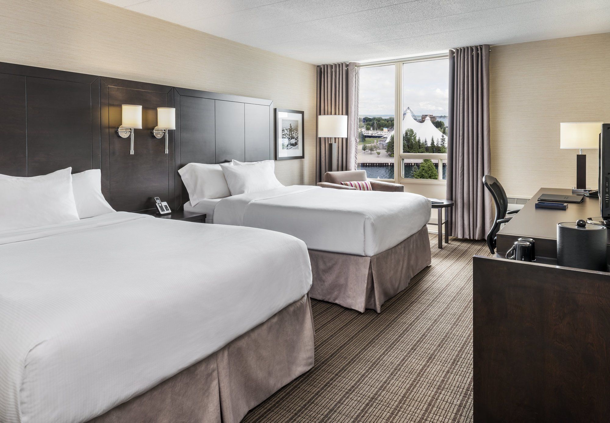 Фото Delta Hotels Sault Ste. Marie Waterfront