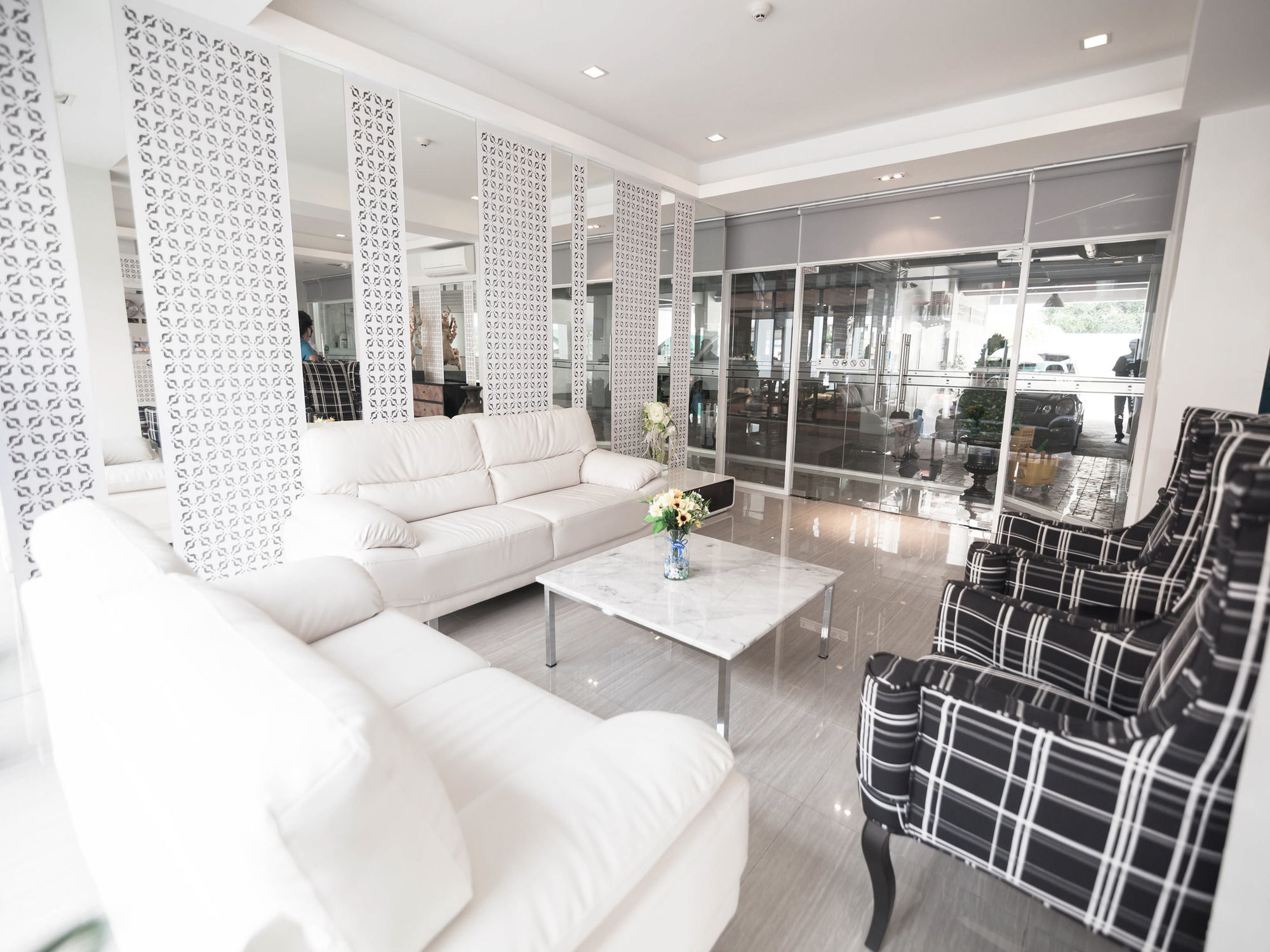 Фото Racha Residence Sri Racha