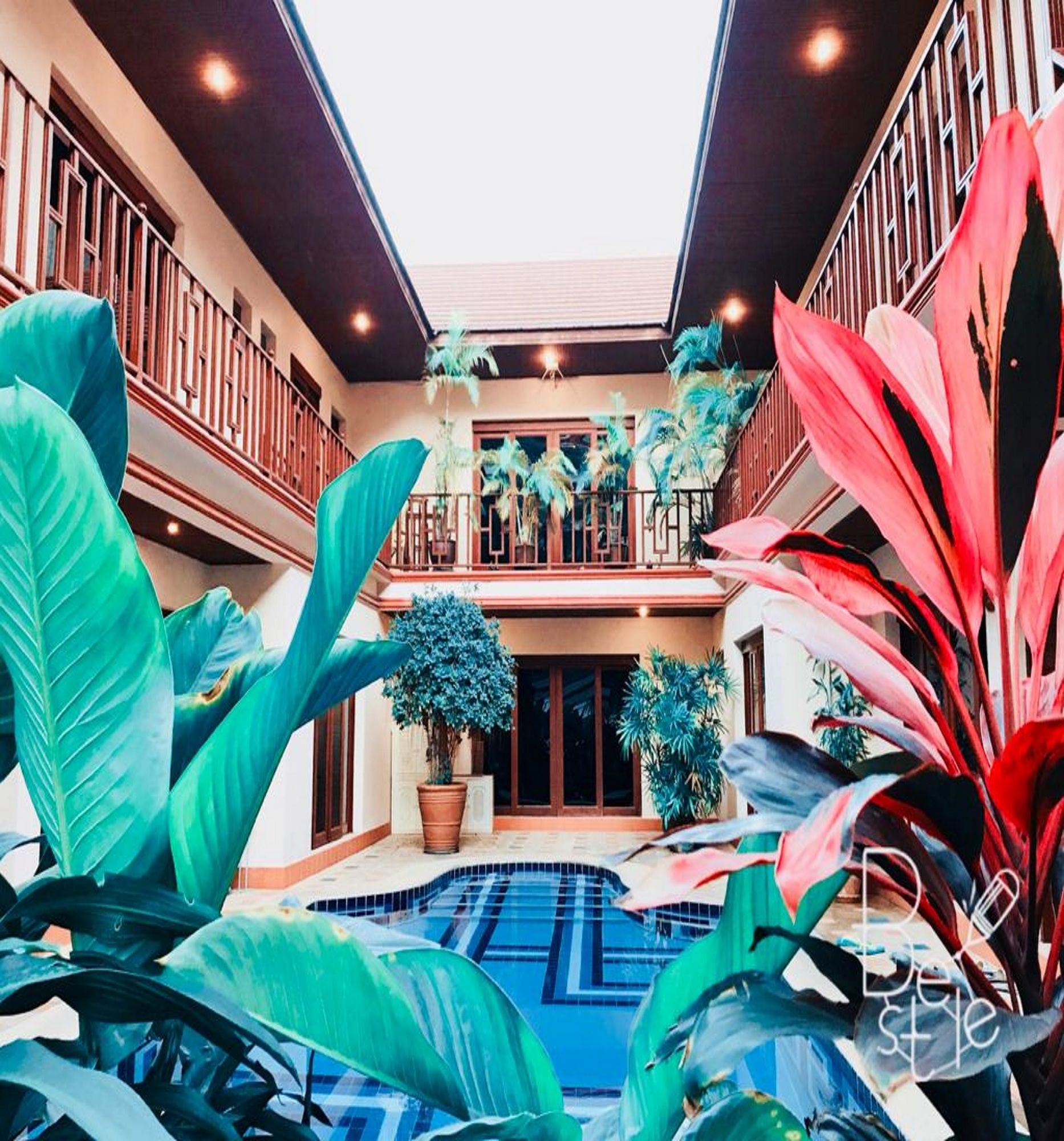 Фото Punyapha Beach Villa