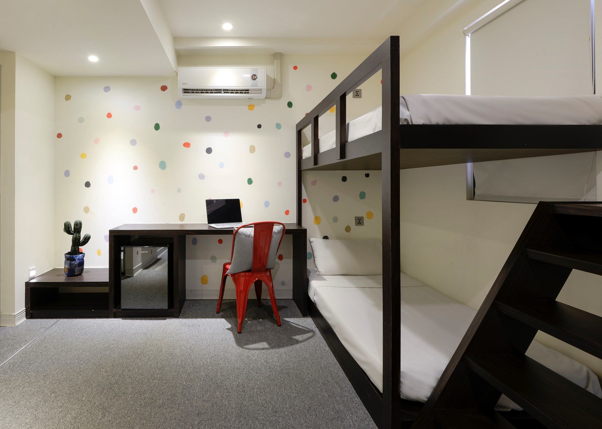 Фото Taichung Box Design Hotel