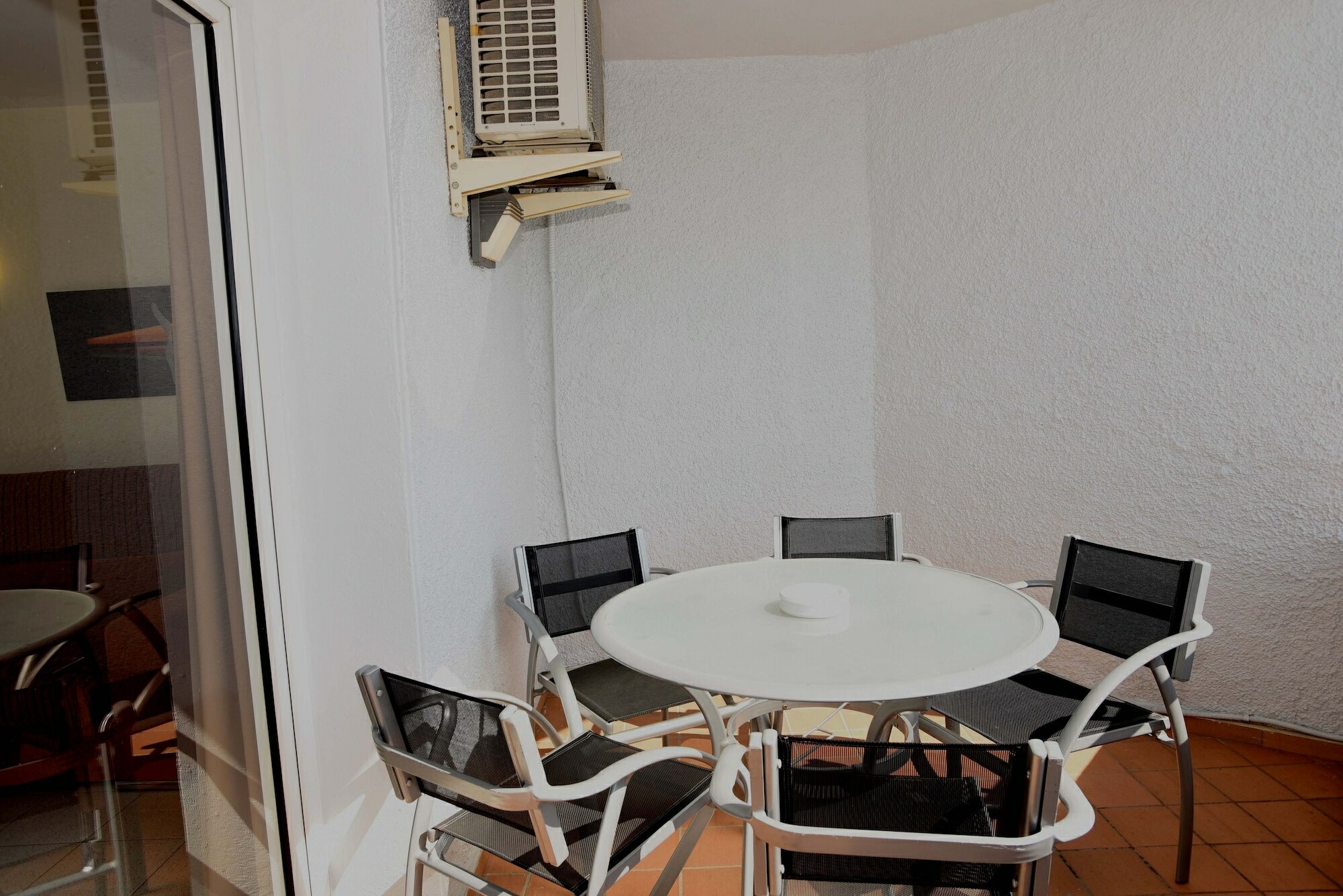 Фото Apartamentos Maurici Park