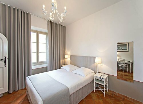 Гостиница La Bastide du Port в Драгиньяне