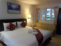 Фото Nautical Inn