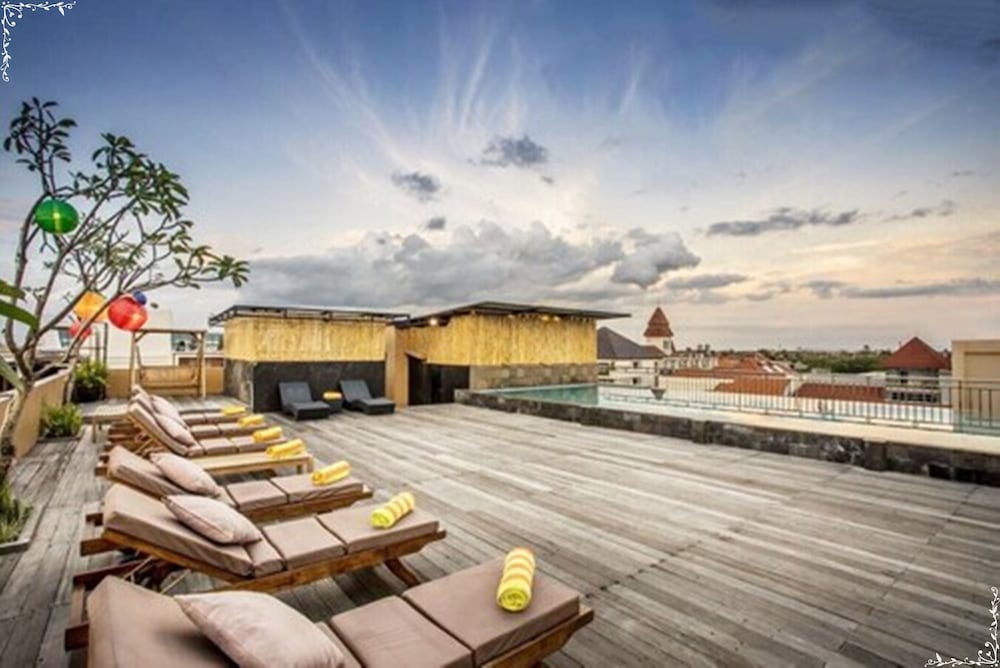 Фото The Tusita Hotel