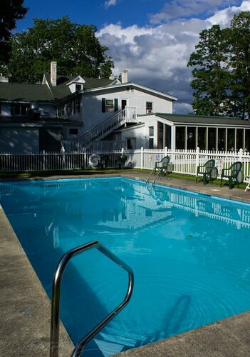 Гостиница The Stowe Village Inn в Штате Вермонт
