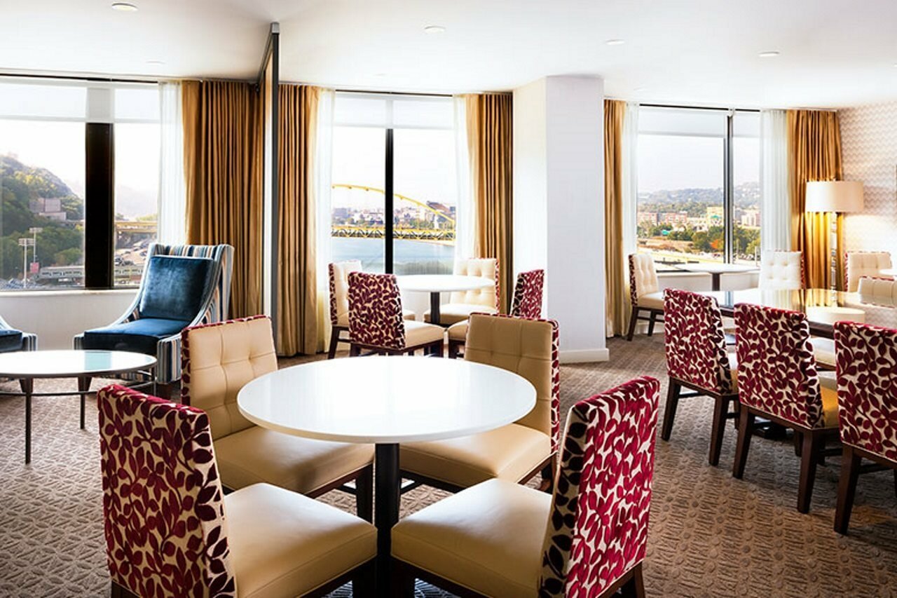 Фото Sheraton Pittsburgh Hotel at Station Square