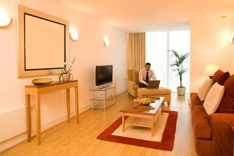 Фото Marlin Apartments London City - Queen Street