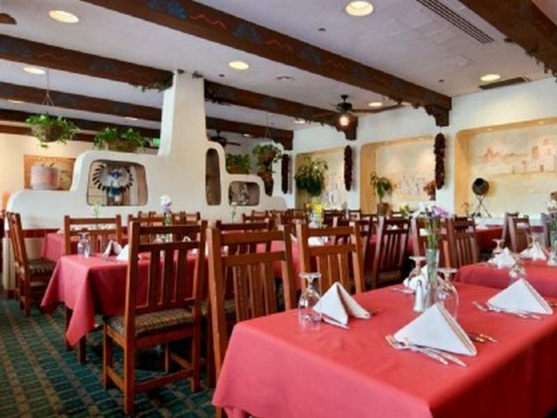 Фото Crowne Plaza Albuquerque