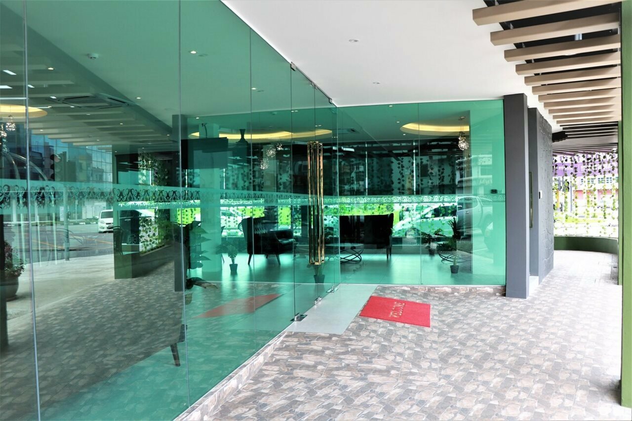 Фото Hotel Longhouse