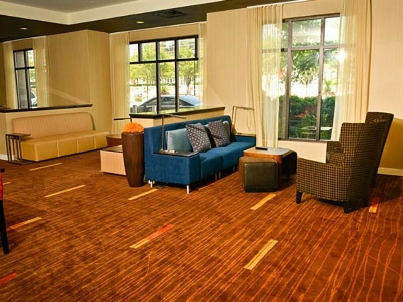 Фото Courtyard by Marriott Louisville Downtown