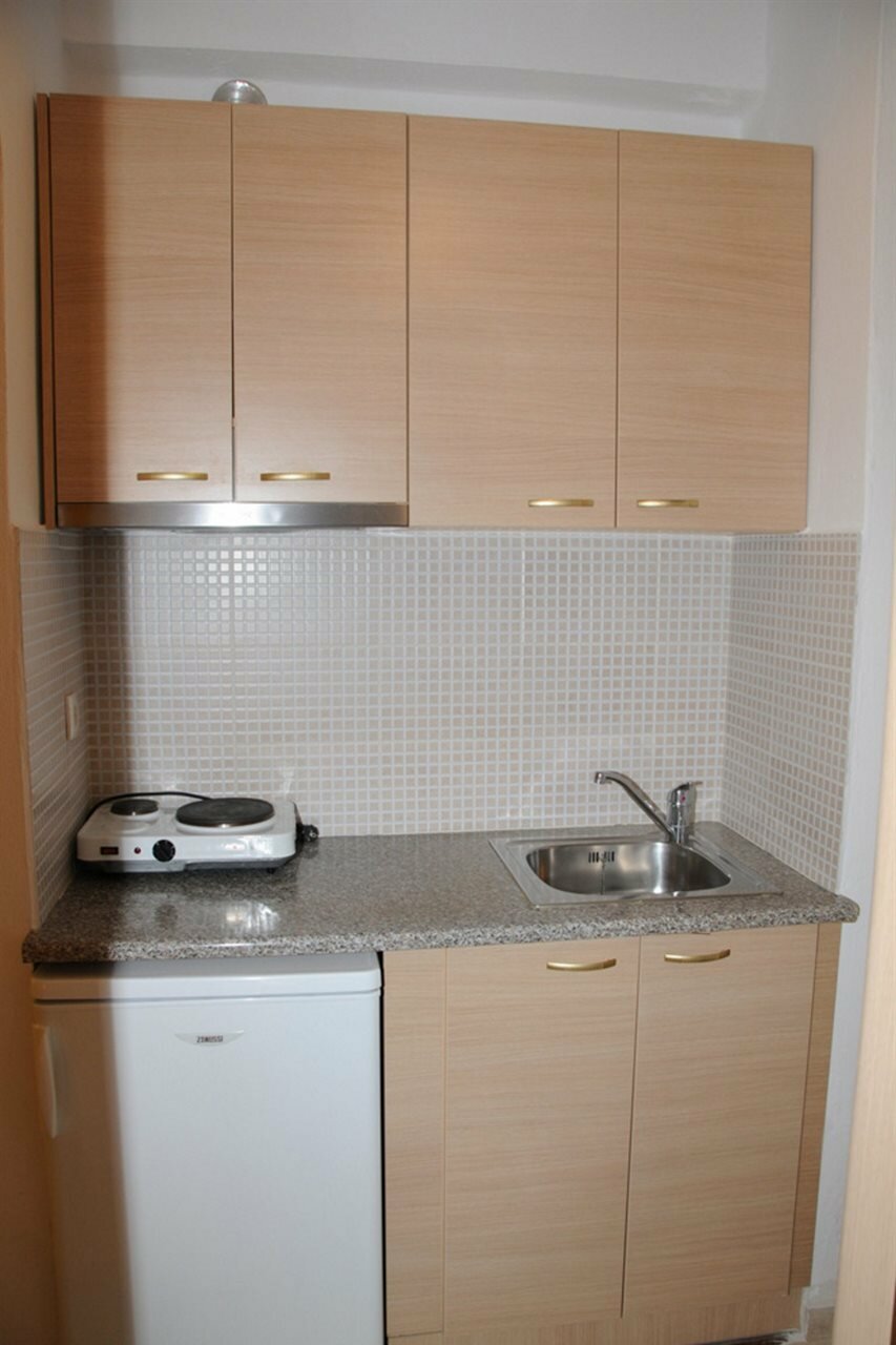 Фото Manolis Apartments