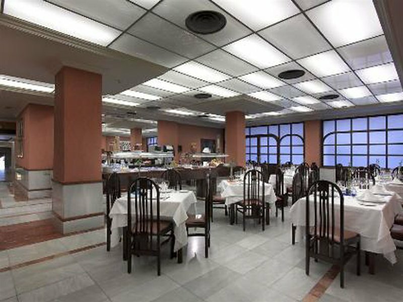 Фото Hotel Macià Condor