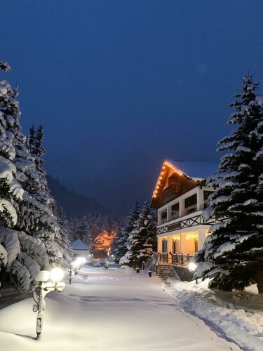 Гостиница Usengi Hotel and Hostel в Кабардино-Балкарской Республике