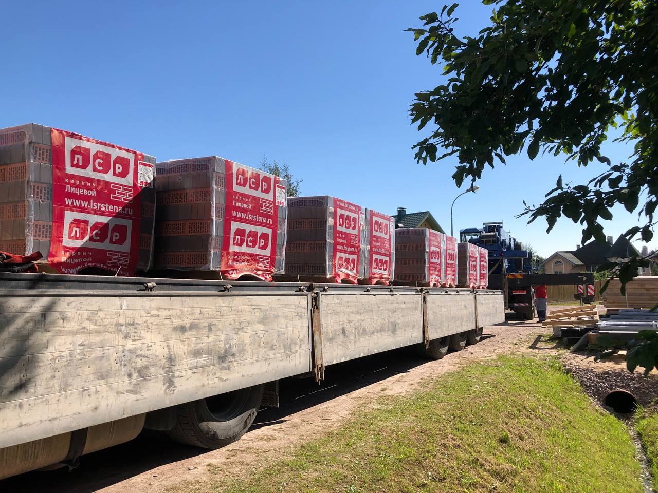 Қоңыр колготкаларды шешпей жыныстық қатынас