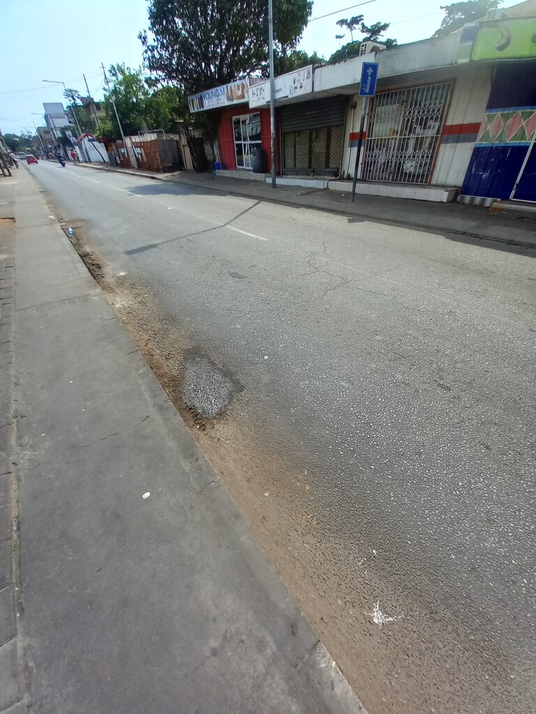 Clothing store Young M Collections, Accra, photo