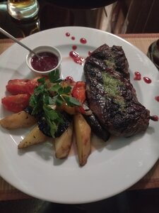 Крафт (Kuratova Street, 26А) ، حانة، بار