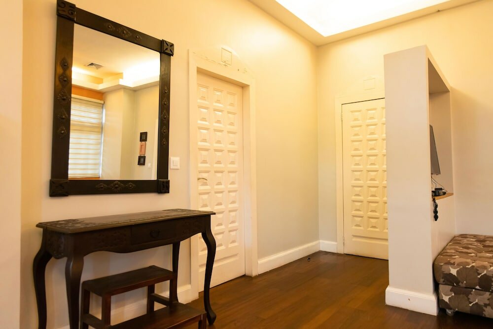 Фото Olma Colonial Suites