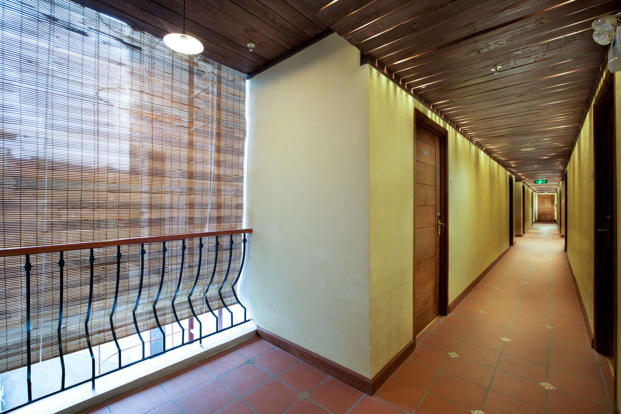 Фото Mk Premier Boutique Hotel