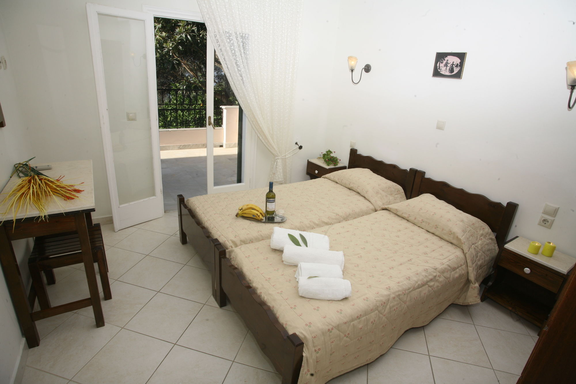 Фото Aphrodite Apartments