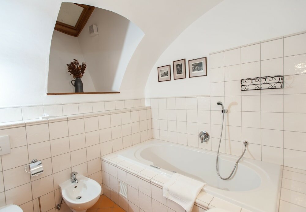 Фото Hotel Leonardo