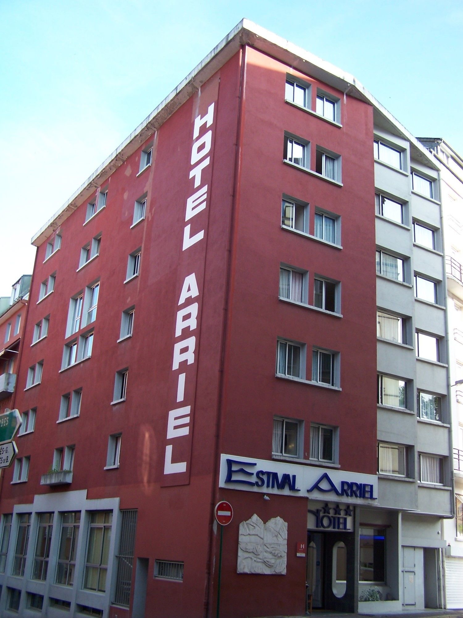 Фото отеля 3