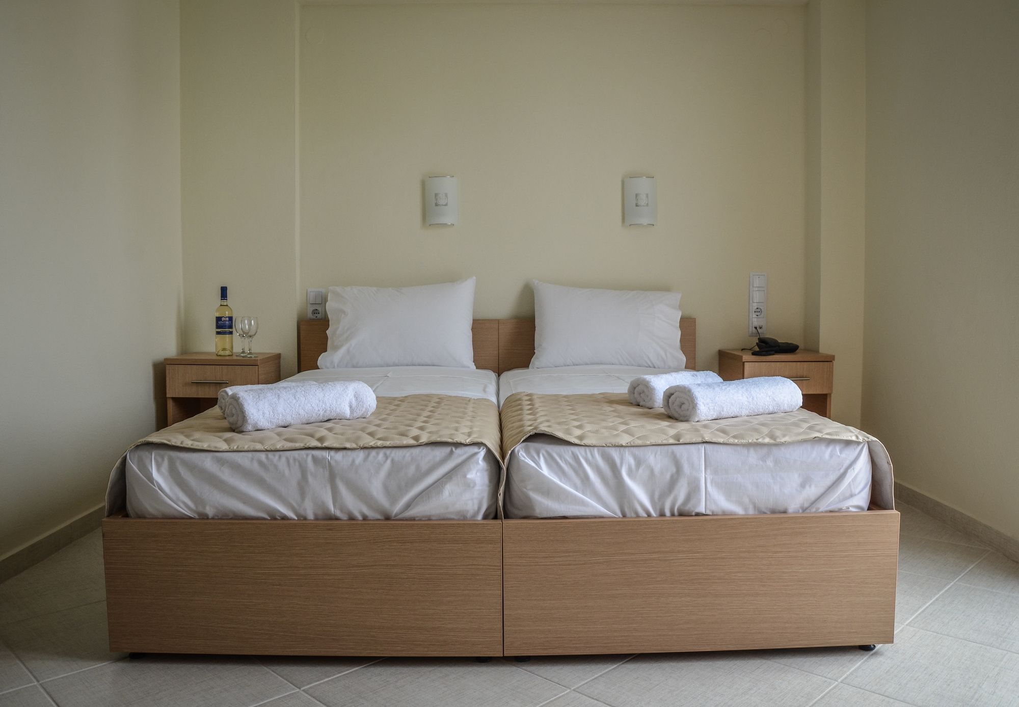 Фото Anthena Studios