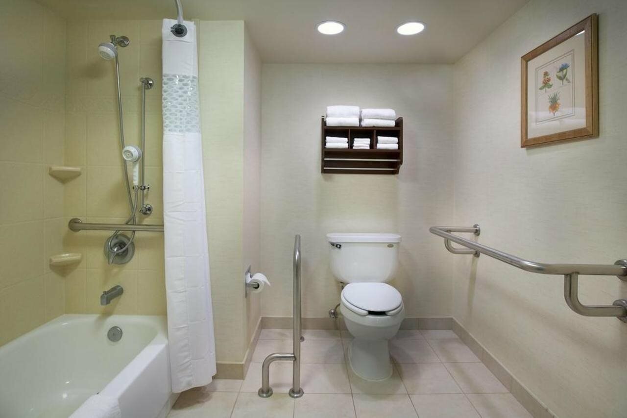 Фото Hampton Inn Fairfax City