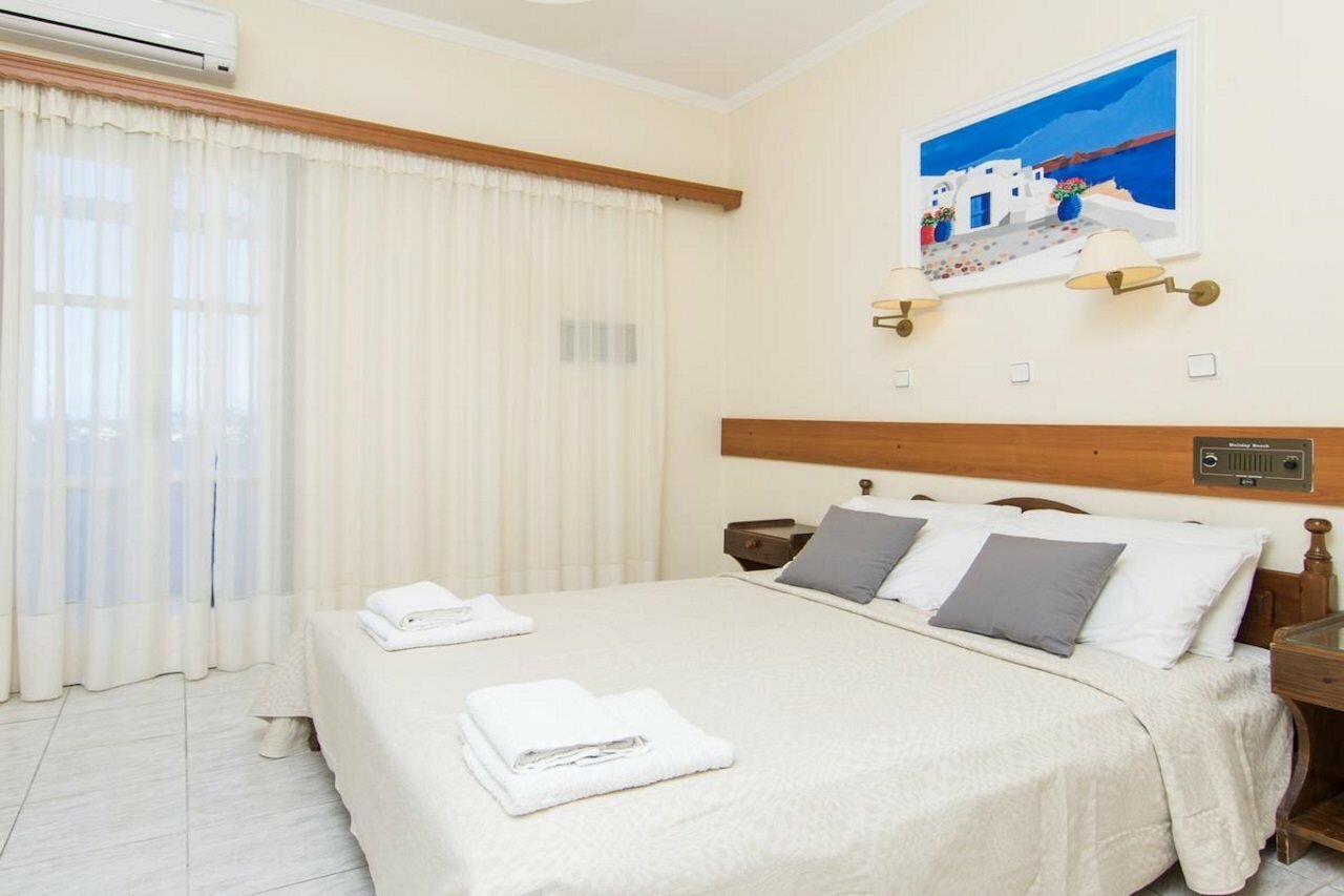 Фото Holiday Beach Resort