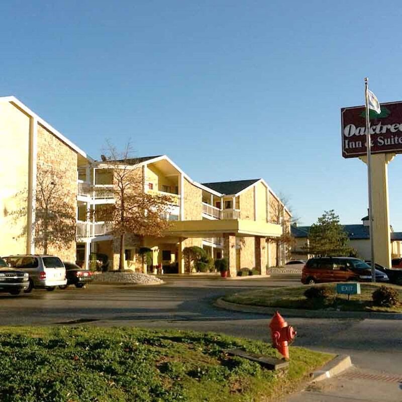 Гостиница Oaktree Inn and Suites в Оклахома-Сити