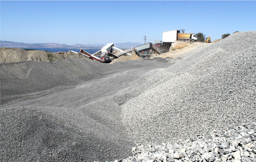 Natural resource extraction Aldur Mining, Aliaga, photo