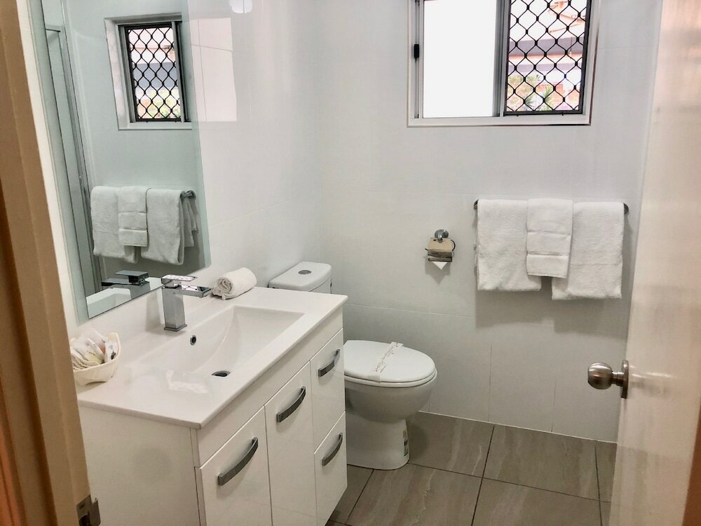 Фото Best Western Ambassador Motor Lodge