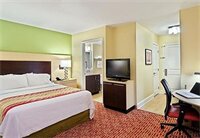 Фото TownePlace Suites by Marriott Tampa Westshore/Airport