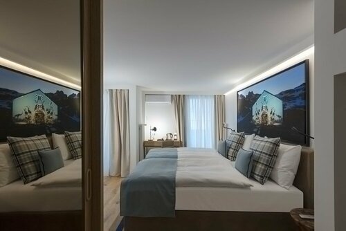 Гостиница Fred Hotel Leonhardstrasse Self Check-in в Цюрихе