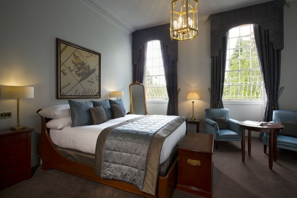 Фото Bailbrook House Hand Picked