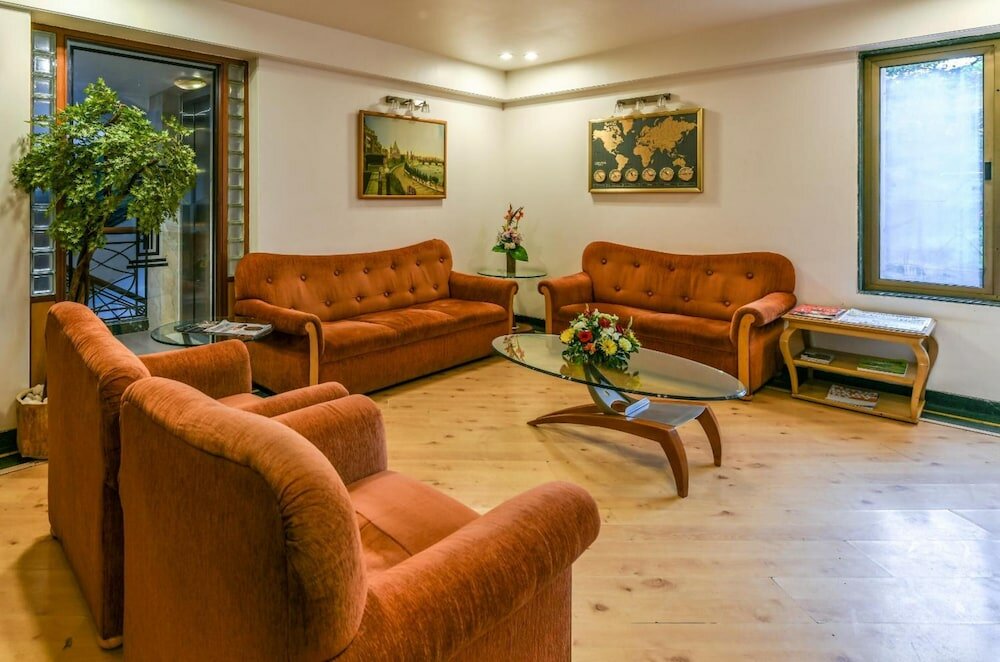 Фото The International by Tunga