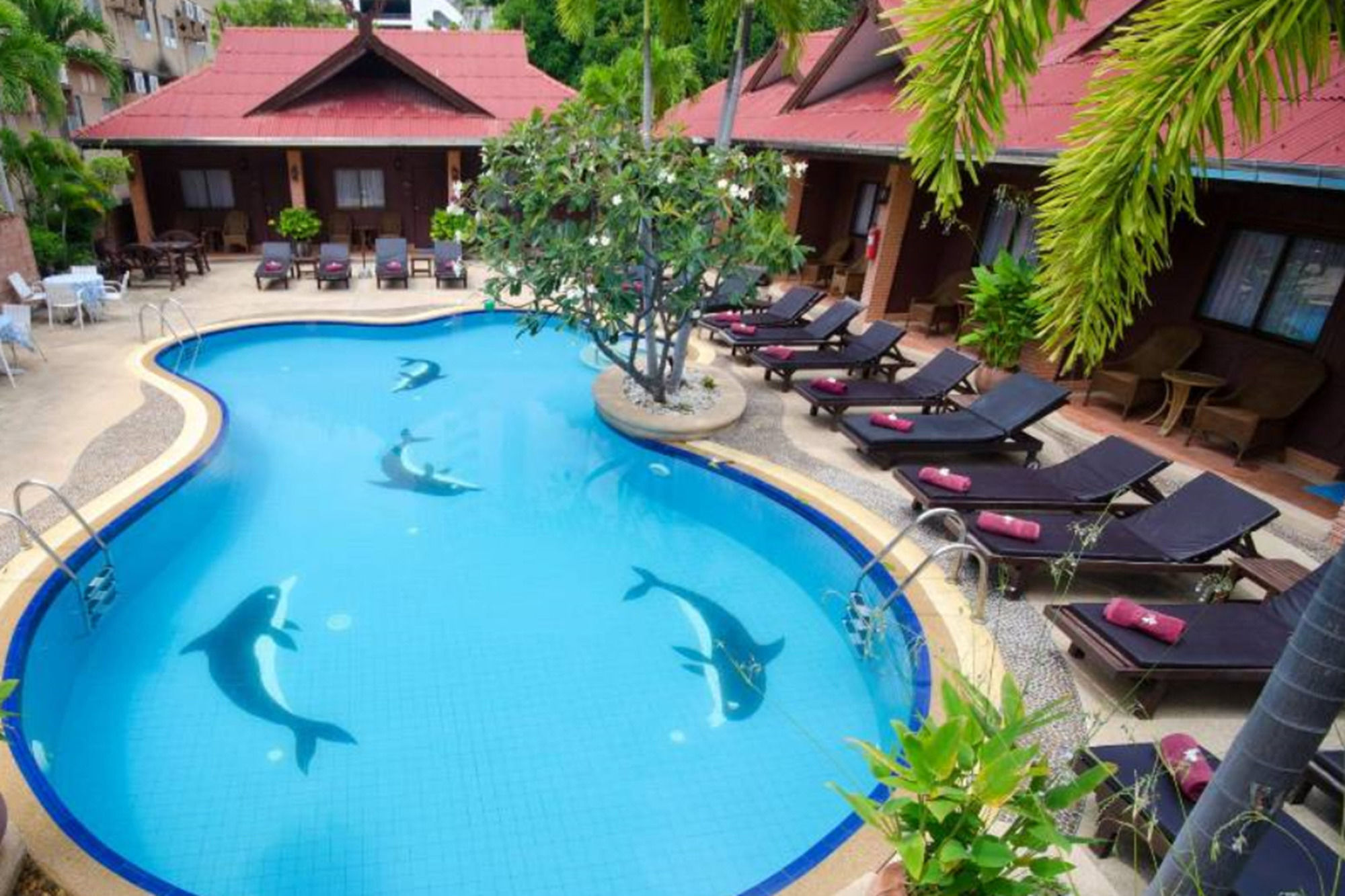 Фото S Lodge Pattaya