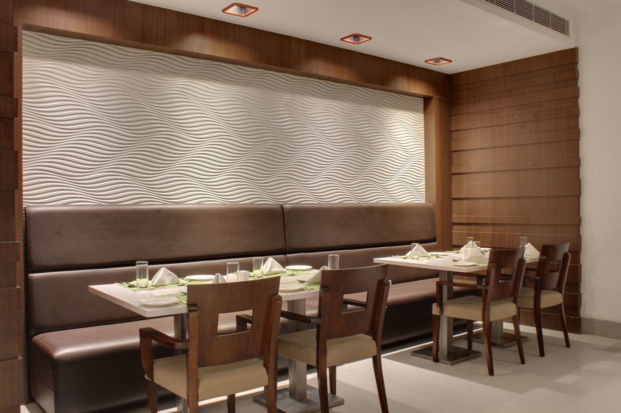 Фото Vivanta Ahmedabad Sg Highway