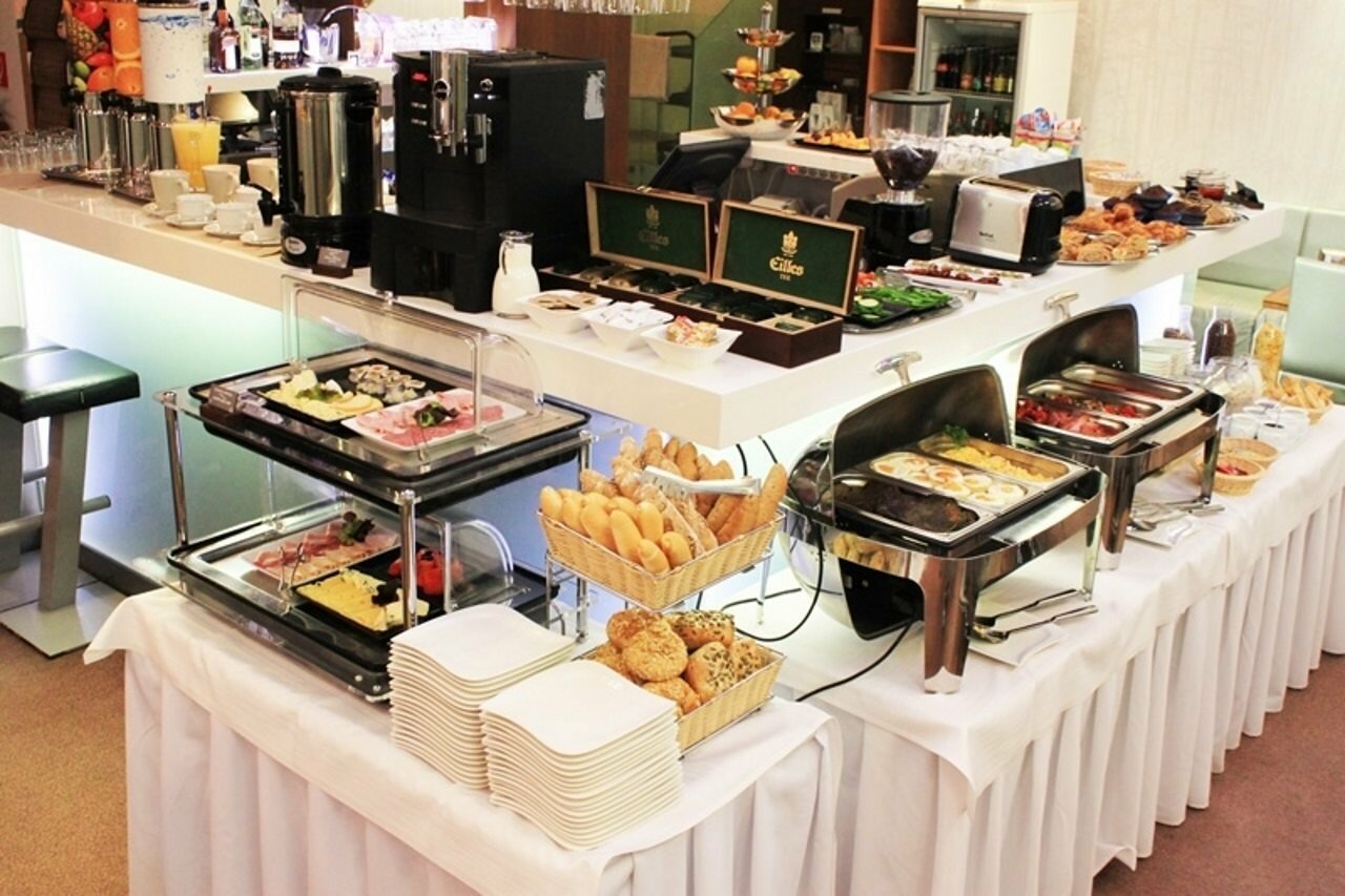 Фото Hotel Danubia Gate